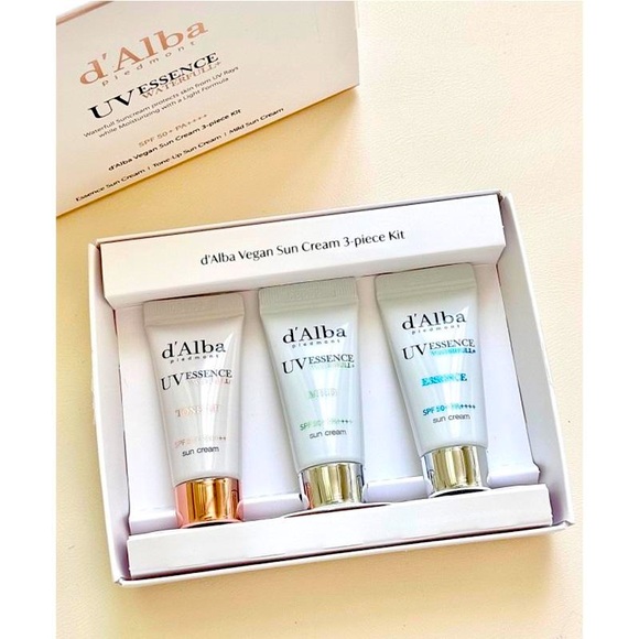 d'Alba Vegan Waterfull Sunscreen Mini Travel Kit SPF50PA++++(COMBO of 3 SETs) - Picture 2 of 3